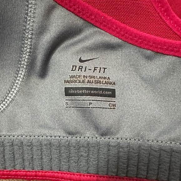 Nike Women's Vibrant Pink Sports Bra - Picture 5 of 5